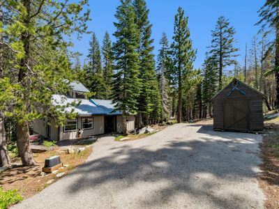 2025 Huckleberry Heights Rd, Echo Lake, CA, 95721