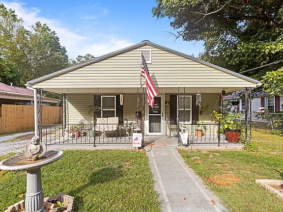 2nd image of 312 Gentry St