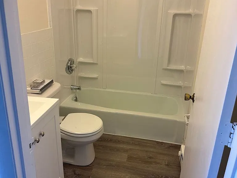 Westland Meadows — Photo 15