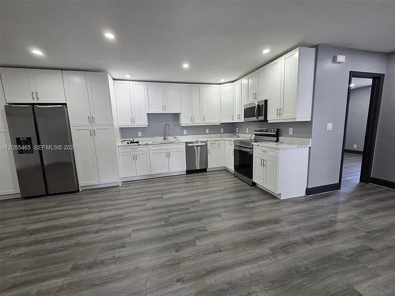 8227 NW 39th St #8227 — Photo 8