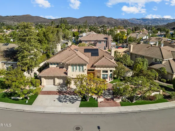 12 Golden Glen Dr, Simi Valley, CA 93065