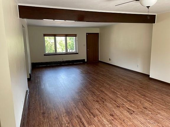 4th image of 11025 W Armour Ave #B