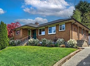 8054 Wallingford Ave N, Seattle, WA 98103