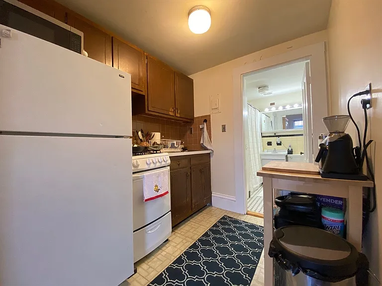 233 Beacon St #9 — Photo 6