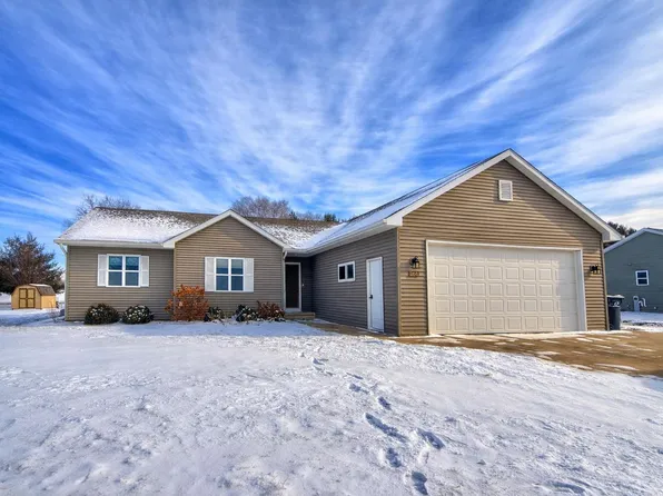 264 Jasmine Dr, Berlin, WI 54923