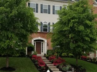 24945 Avonlea Dr, Chantilly, VA 20152