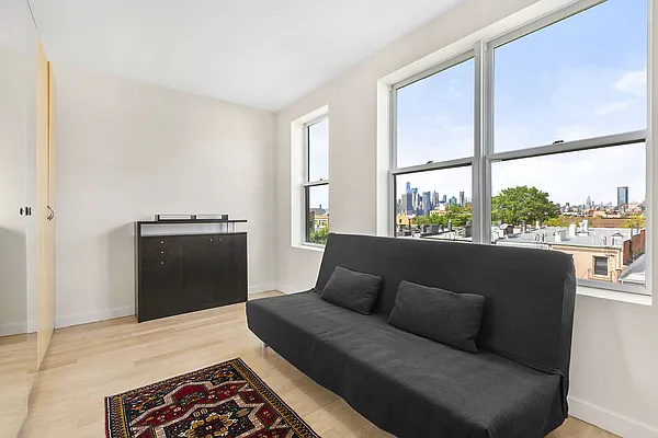 Rented by Compass | media 9