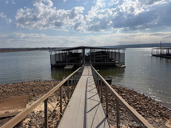 4th image of 105 Lakeview Dr