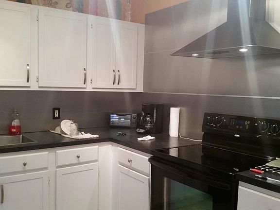 5th image of 6915 Ridgewood Ave #155