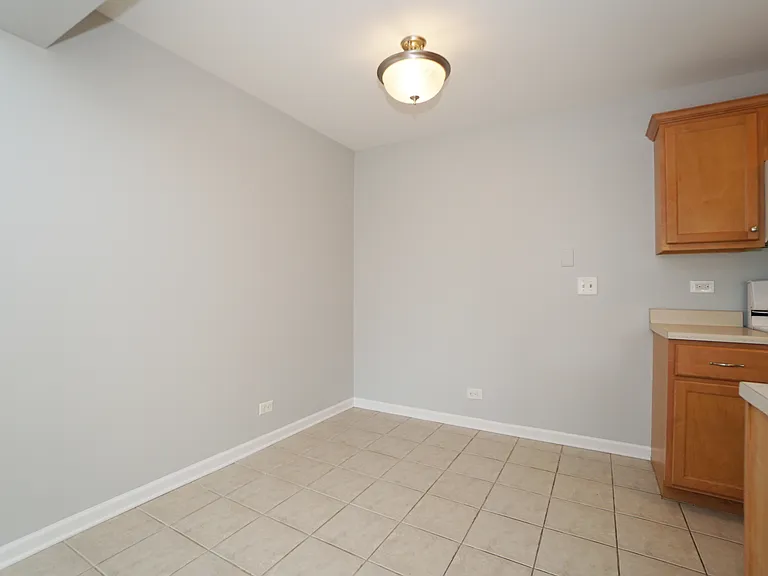 223 Harvest Ct — Photo 8