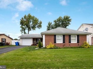 91 Middlebury Ln, Willingboro, NJ 08046