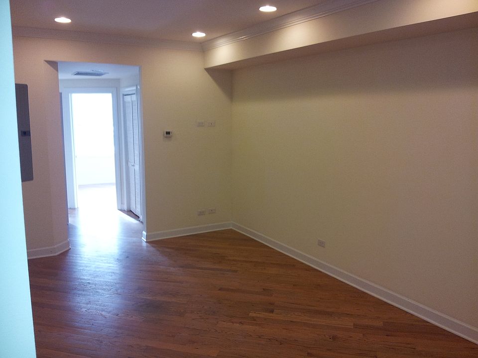 2nd image of 2122 W Arthur Ave APT 4
