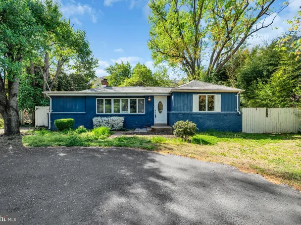 8106 Fort Hunt Rd, Alexandria, VA 22308