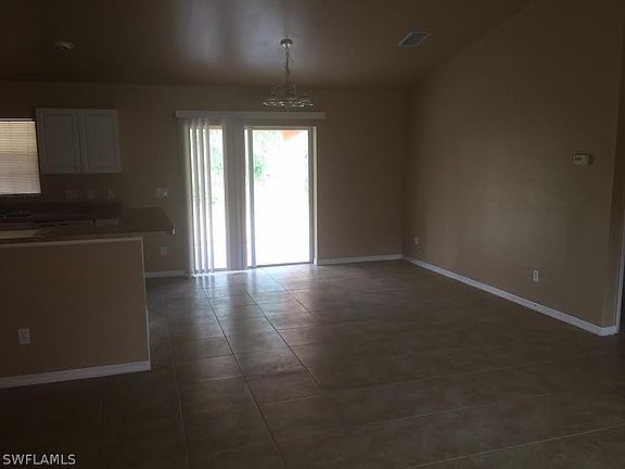 4th image of 322 Lamella Ave