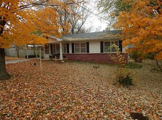 209 Gibson Ave, Berryville, AR 72616