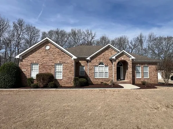139 River Walk Trl, New Market, AL 35761