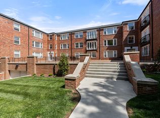 7517 Oxford Dr #12C, Saint Louis, MO 63105