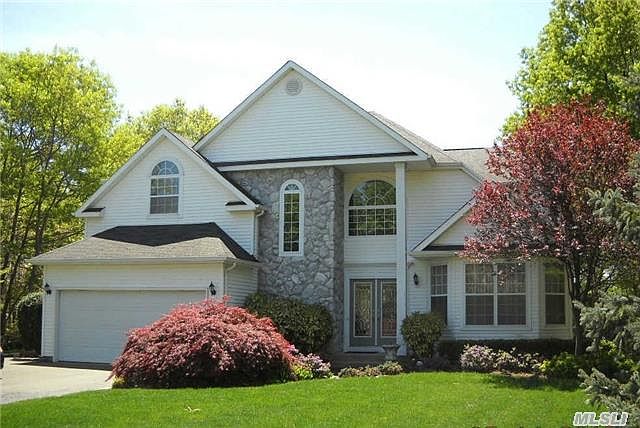 1st image of 4 Lyndsie Ct