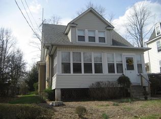 14 Malcolm St, Morristown, NJ 07960