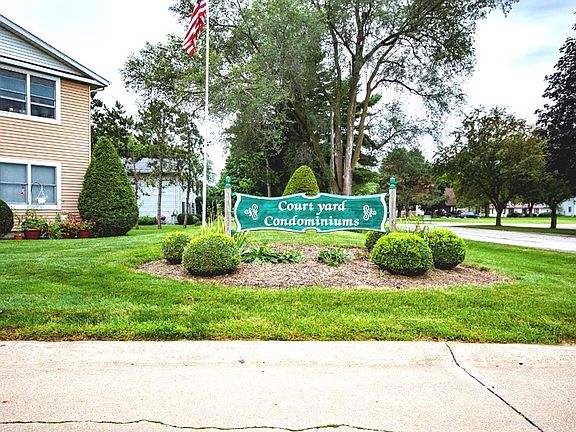 2nd image of 1109 Court Ln APT D