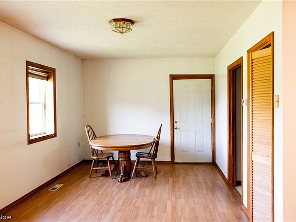 5th image of 2603 County Road 1075
