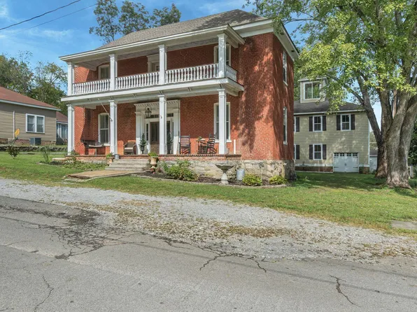 211 Church St, Stevenson, AL 35772