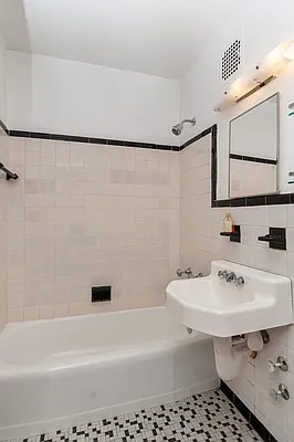 Rented by Compass | media 15