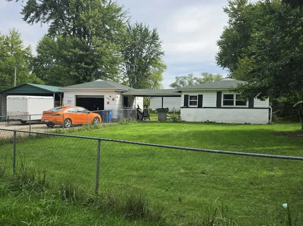 6023 Keigley St, Coloma, MI 49038
