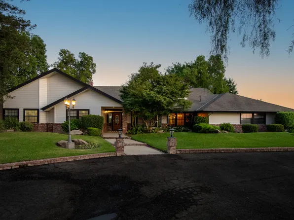 1068 E Waddell Street, Lindsay, CA 93247