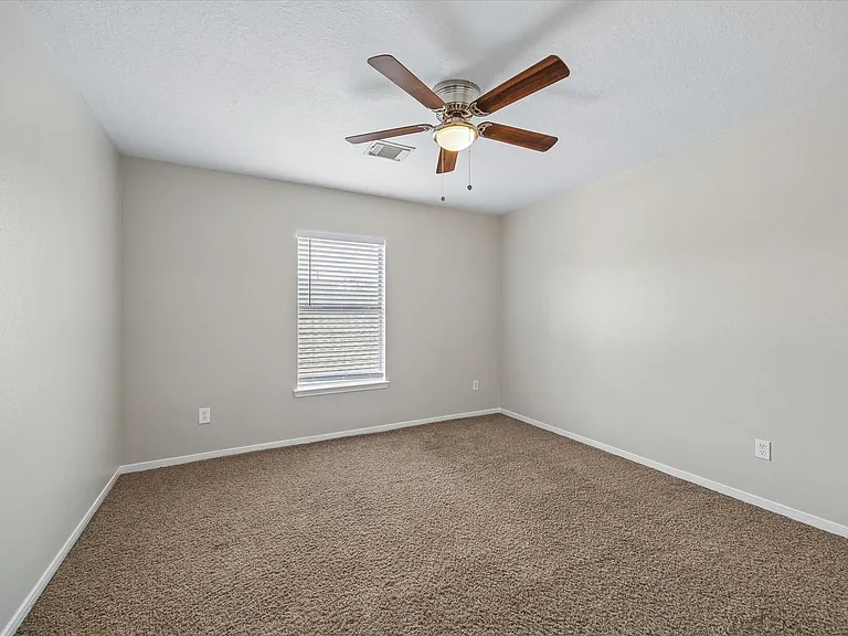 6218 Lovage Ave — Photo 14