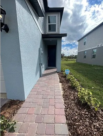 Building Photo - 756 Legacy Dr
