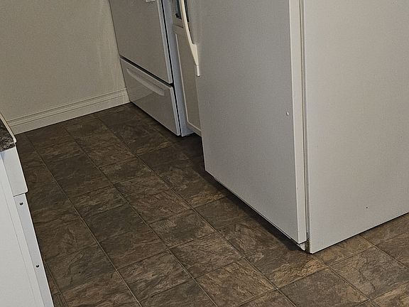 4th image of 1800 Main St #42e09753a