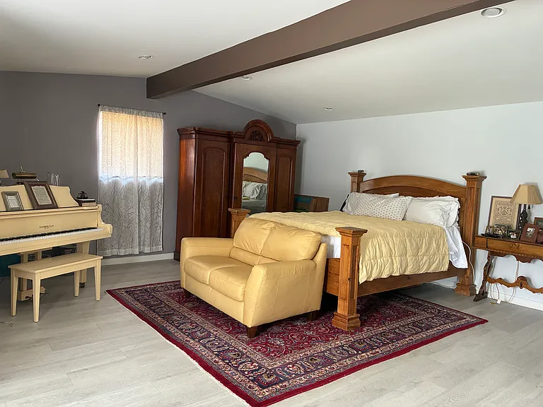 Bonus room