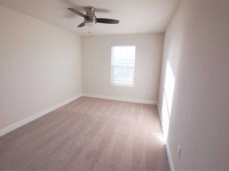 4358 Silver Creek St — Photo 24