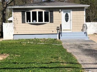 1389 Penataquit Ave, Bay Shore, NY 11706