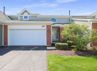 256 Allegro Ln, Carol Stream, IL 60188