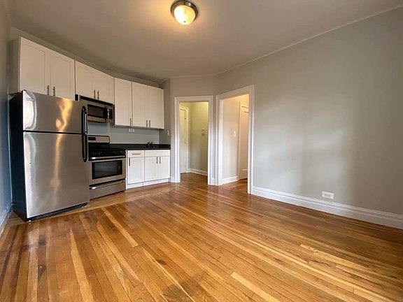 2nd image of 8409 Talbot St APT A62
