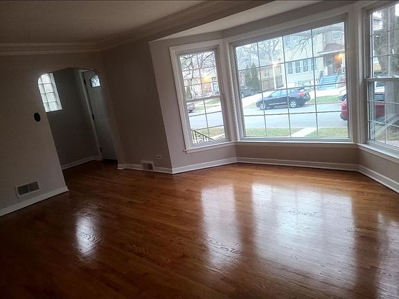 5th image of 2143 N Nagle 1st Fl
