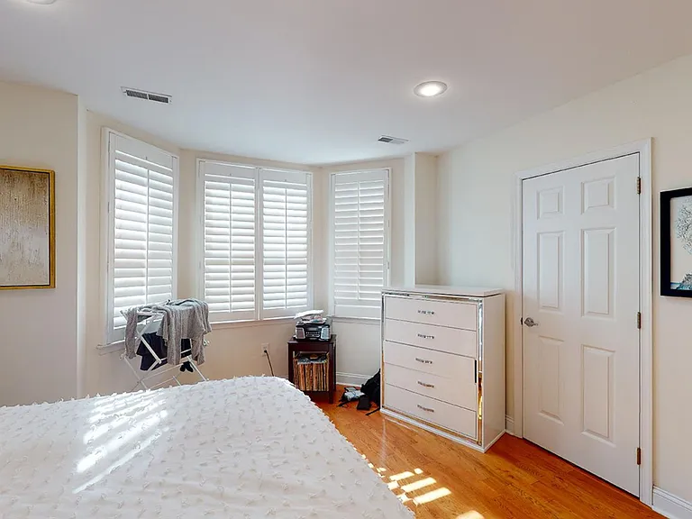 1007 S Dorrance St — Photo 13