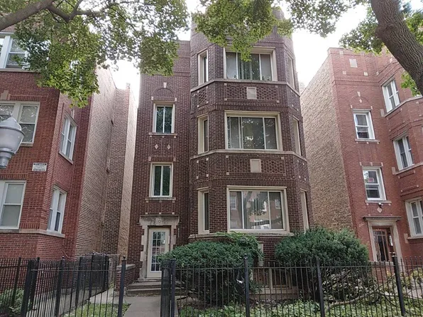 8223 S Ingleside Ave, Chicago, IL 60619