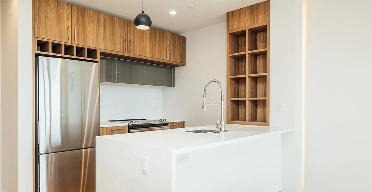 Building Photo - 1801 Ocean Ave #2L