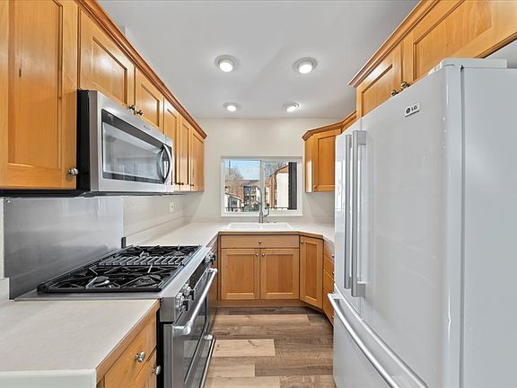 5th image of 2436 S Elizabeth St
