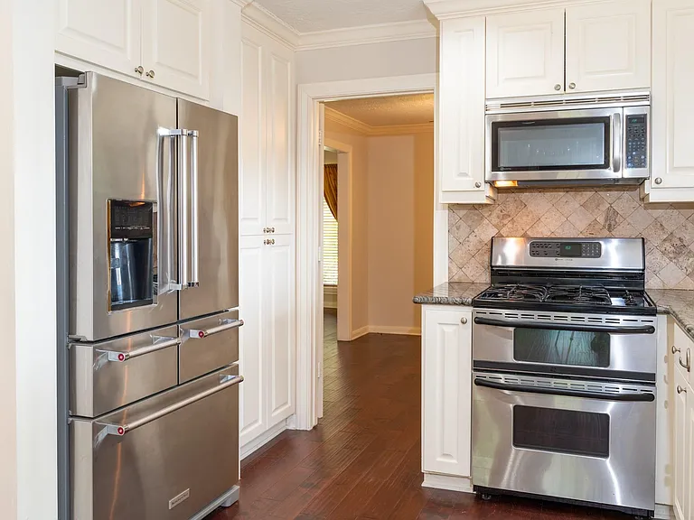 1704 Crystal Hills Dr — Photo 8