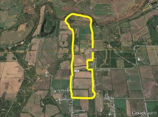 11068 Hodges Rd, Iowa Park, TX 76367