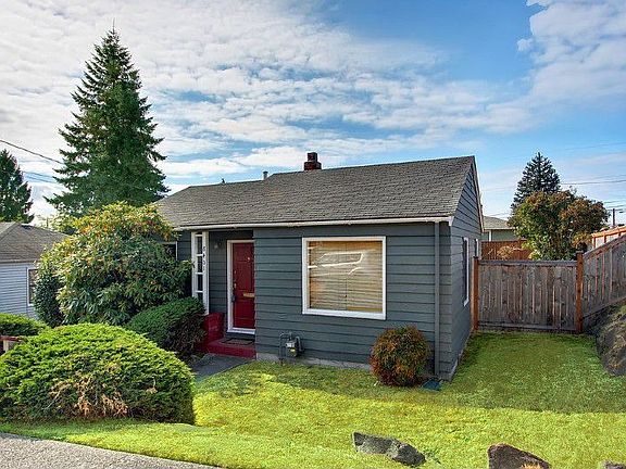 Welcome home to 8401 39th Ave S.W. in the heart of the Gatewood Hill neighborhood of West Seattle. The owner has done everything possible for you with new laminate wood floors, new gas furnace, new tank less (and endless) hot water tank along with a spectacular kitchen with top of the line Viking appliances. You'll want to live here.