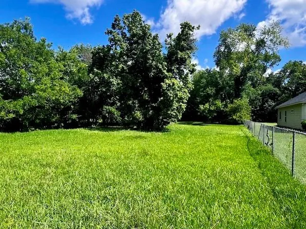 5125 Clover St, Houston, TX 77033