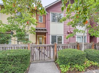 101 Sky Ridge Rd NW #502, Issaquah, WA 98027