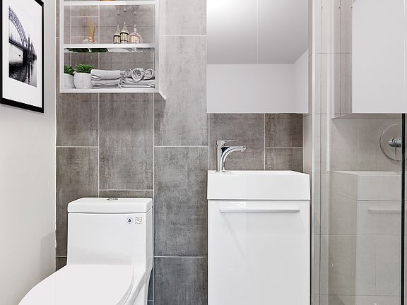 5th image of 125 W 16th St #4D