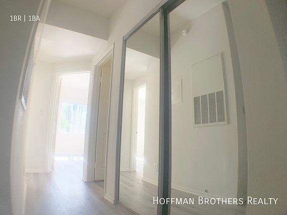 5th image of 3631 Watseka Ave #107A
