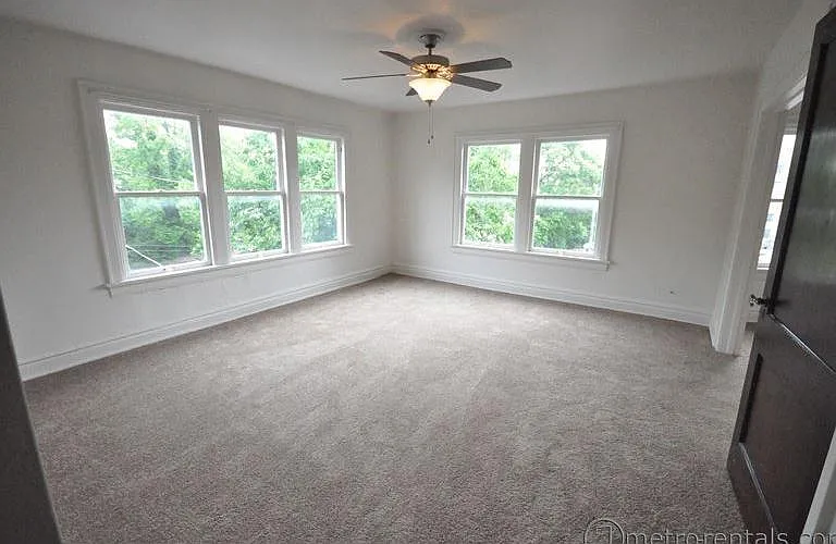 1560 E. Broad St. — Photo 74